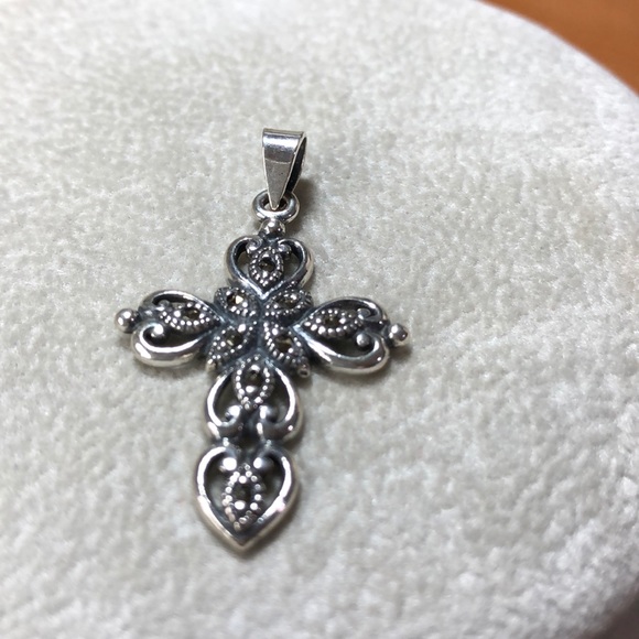 Pendant - Sterling Silver Cross NWOT - Picture 3 of 3